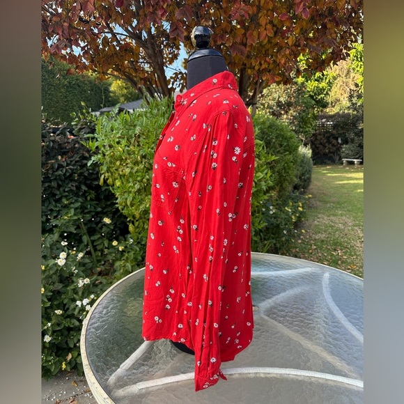 Beach Lunch Lounge Alana Daisy Top - size M - Picture 4 of 4